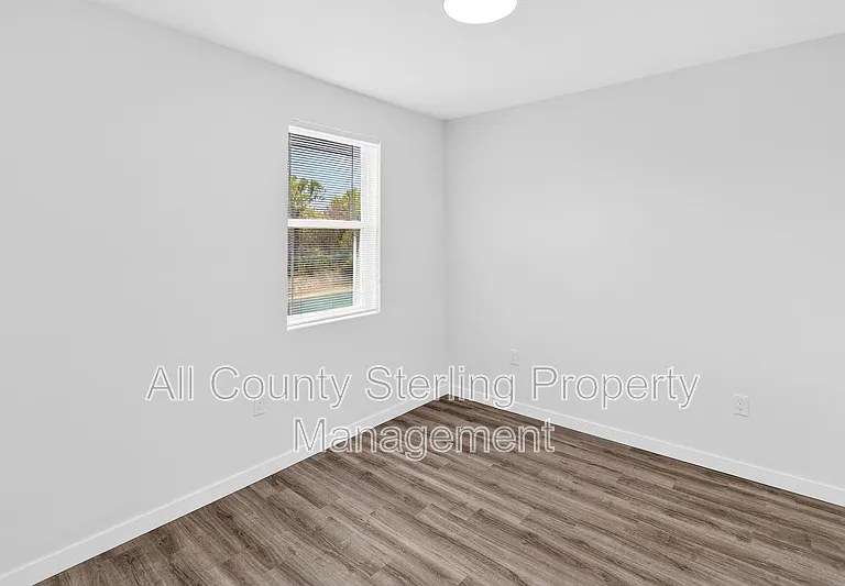 1611 NW 29th Rd #3 — Photo 19