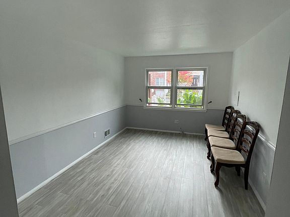 3rd image of 575 Pendale St #575