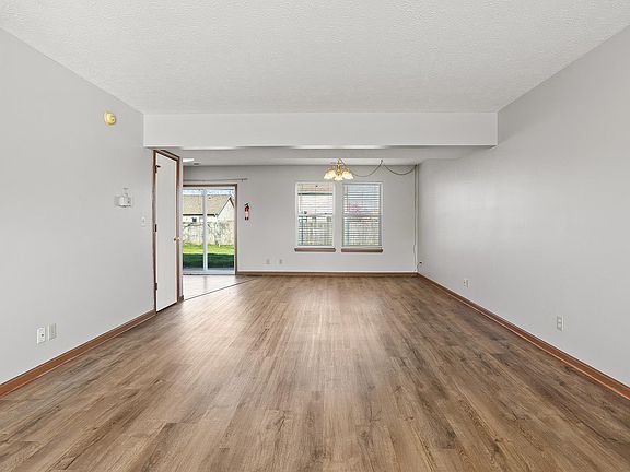 4th image of 3627 Durantt Dr