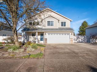 9208 NE 104th St, Vancouver, WA 98662