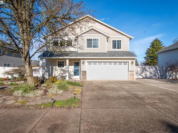 9208 NE 104th St, Vancouver, WA 98662