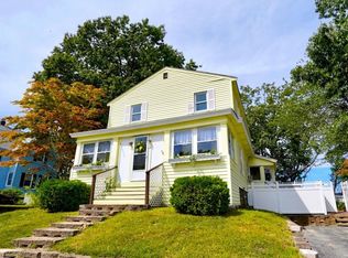 17 Granville St, Lawrence, MA 01843