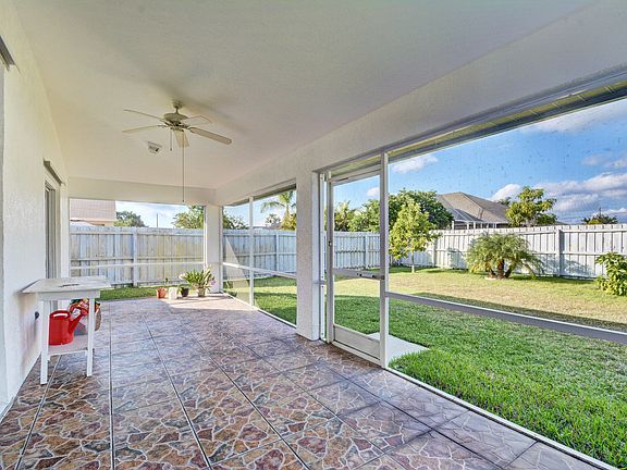 5th image of 2673 SW Altamira Avenue