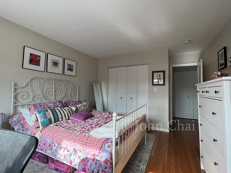 95 Sutherland Rd #2D — Photo 22