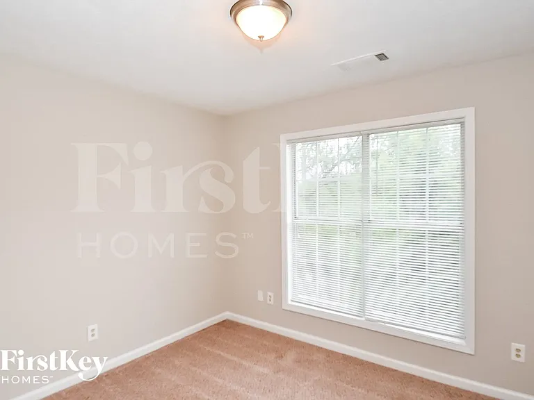 276 Due West Dr — Photo 10