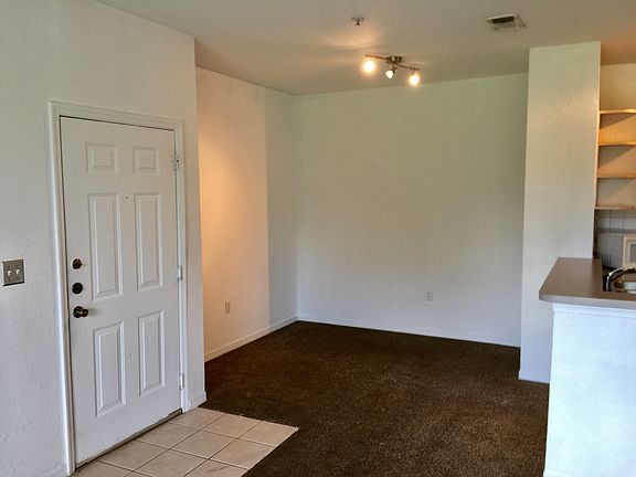 5th image of 8824 Dunes Ct APT 102