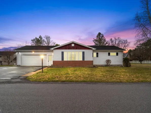 1512 Warren Dr, Clearfield, PA 16830