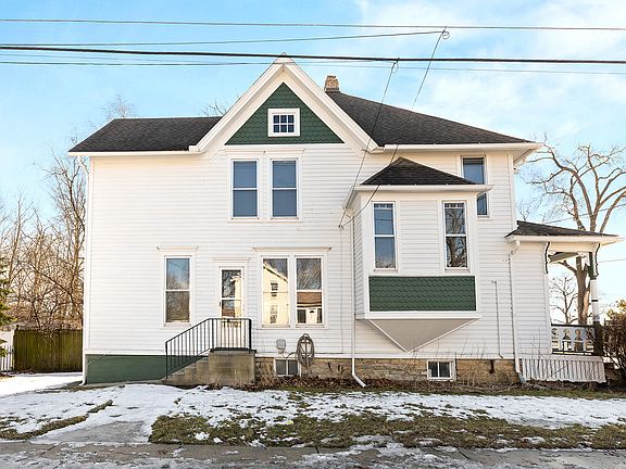 4th image of 273 College St
