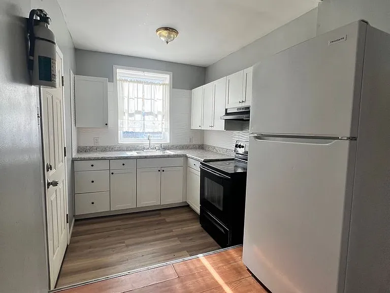 728 Lance Pl — Photo 8