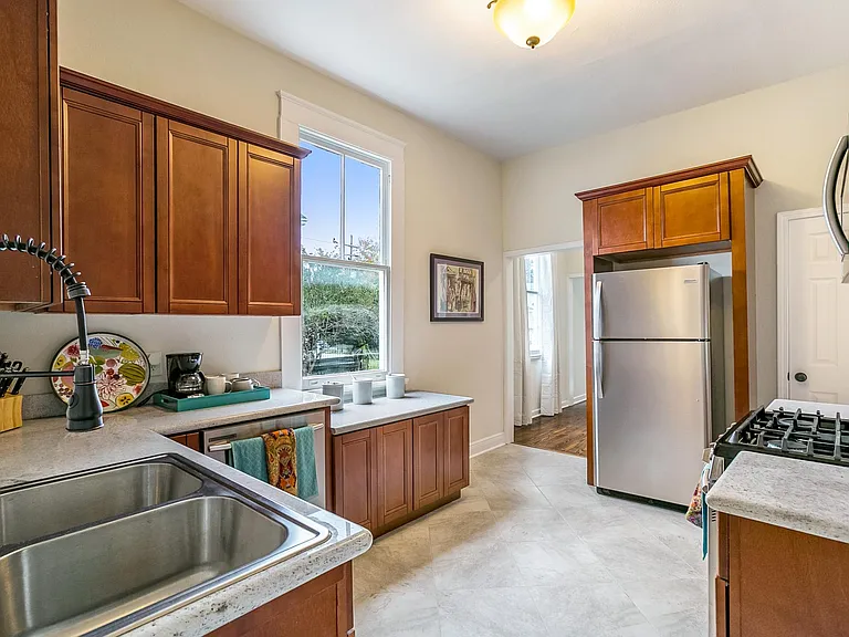 2340 General Pershing St — Photo 8