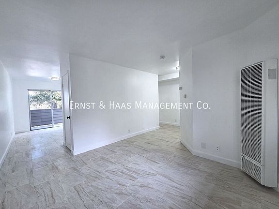 4th image of 6673 N Hammond Ave Unit B