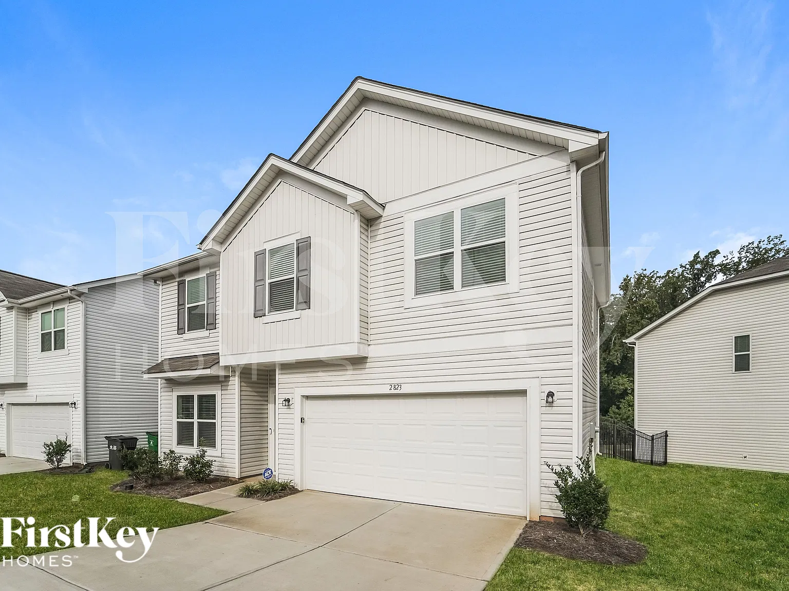 3 bed, 2.5 bath, 1881 sqft, $2,350 — Photo 2