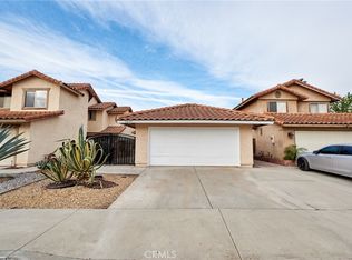 1057 Christobal Ln, Colton, CA 92324