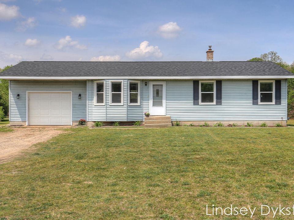 1st image of 12379 Long Lake Dr