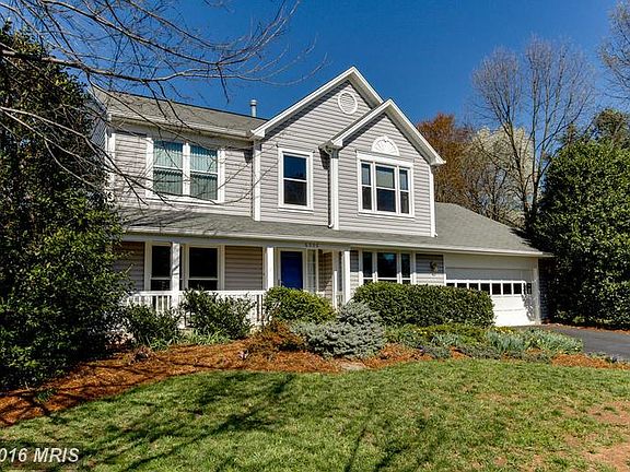 2nd image of 6006 Moss Glen Ct