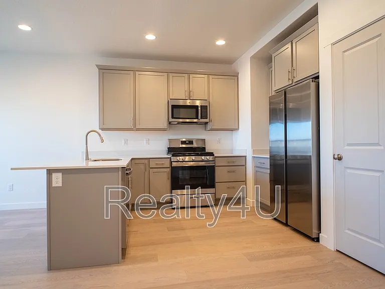 3545 Hardman Way #1 — Photo 4