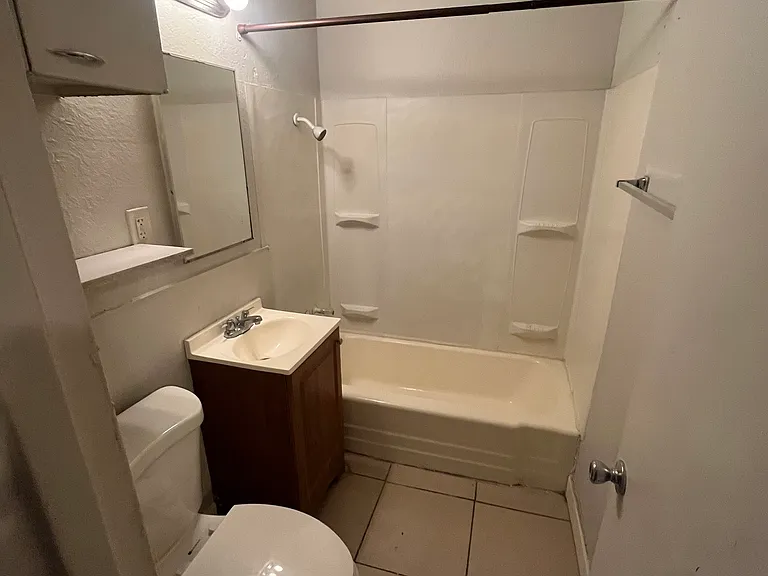 2204 Sunrise Ave #2 — Photo 5