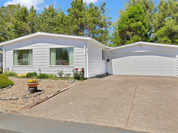 351 NE 35th St, Newport, OR 97365