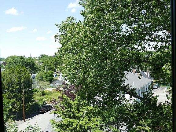 2nd image of 34 South St Unit 306