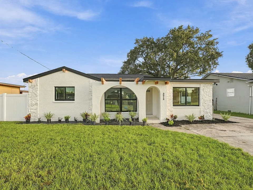 3215 W Dewey St