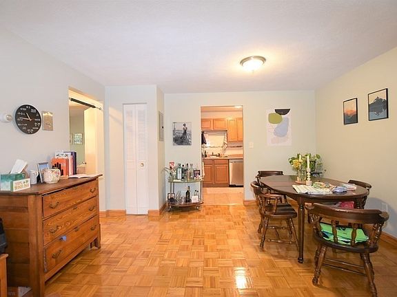 4th image of 33 Cogswell Ave APT 8