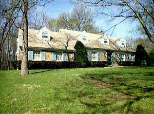 765 Oakwood Dr, Hamilton, OH 45013