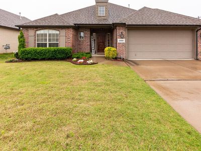 12416 S Date Pl, Jenks, OK, 74037
