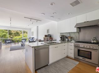 1705 Ocean Ave Unit 209, Santa Monica, CA 90401