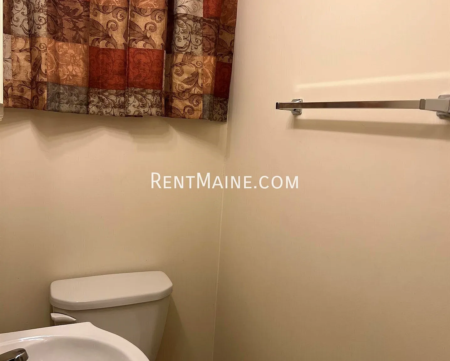 Studio, $1,075 — Photo 4