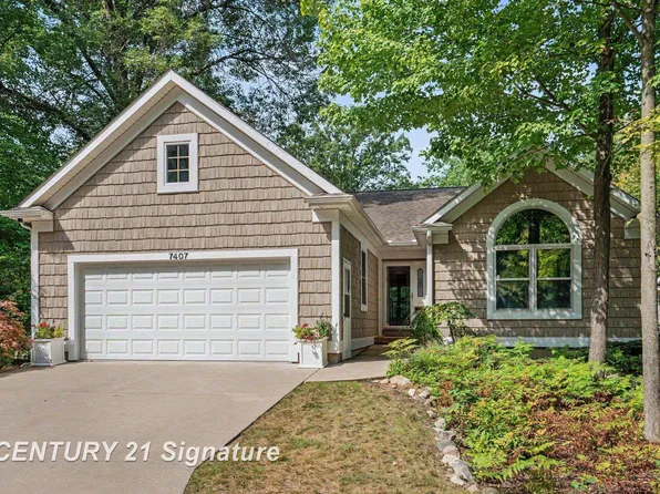 7407 Rock Hollow Ln, Midland, MI 48642