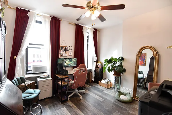 Rented by The Agency | media 1