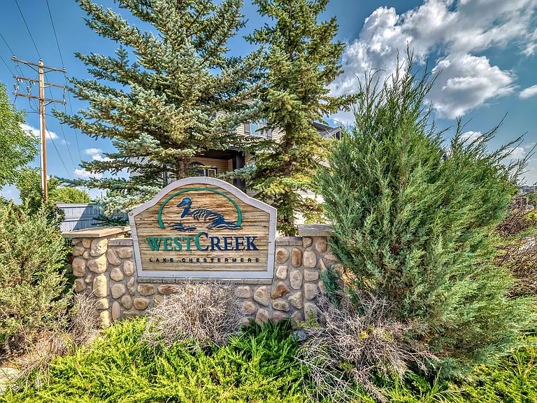 409 W Lakeview Dr — Photo 61