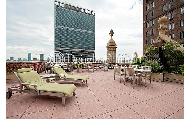 Sold by Douglas Elliman | media 7