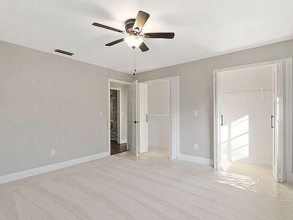 3rd image of 4342 N Landmark Dr