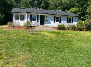 3420 Canterbury St, Greensboro, NC 27408