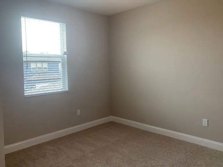13075 Spring Grove Way — Photo 34