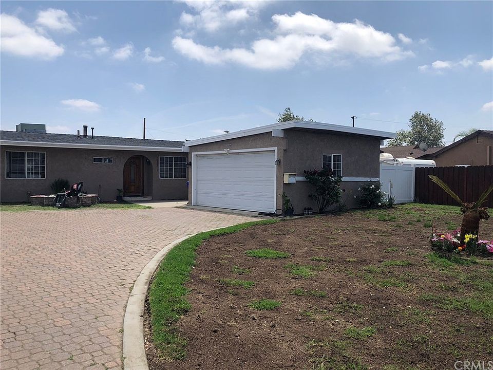 2nd image of 9597 Camulos Ave