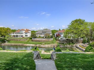 4515 NE De La Mar Pl, Lees Summit, MO 64064