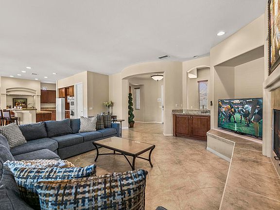 4th image of 48716 Sojourn St