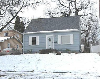 612 Zephyr Ave, Erie, PA, 16505