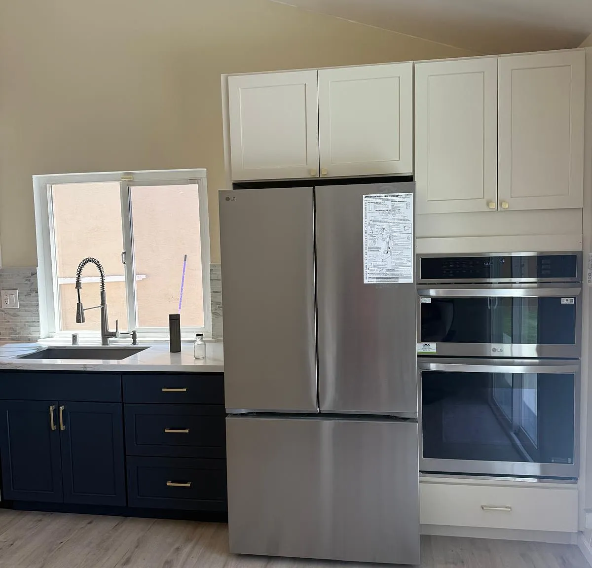 3 bed, 1071 sqft, $3,800 — Photo 3