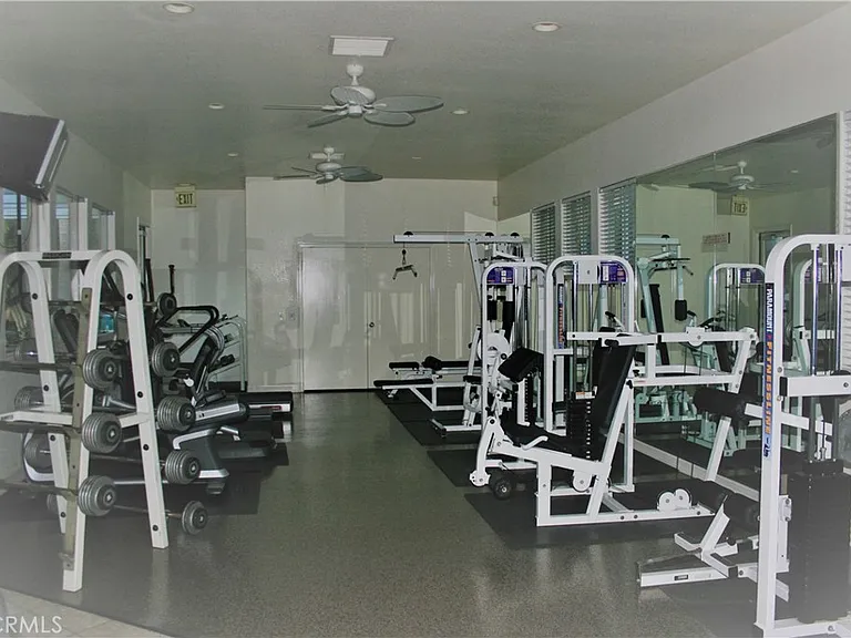 1805 Crescent Oak — Photo 22