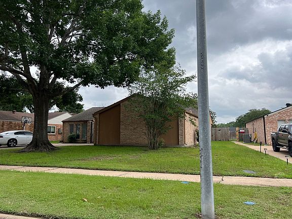 2nd image of 4746 Eagle Trail Dr