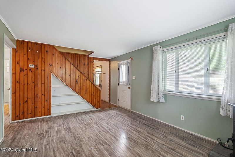 4th image of 1075 Palazini Drive