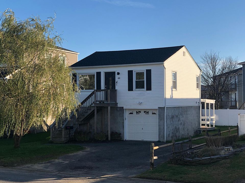 Front of house