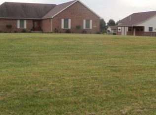 6469 Dixon Rd, Monroe, MI 48161