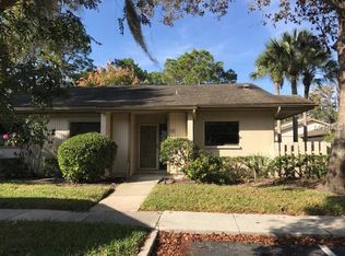 30 Geoffrey Ct, Oldsmar, FL 34677