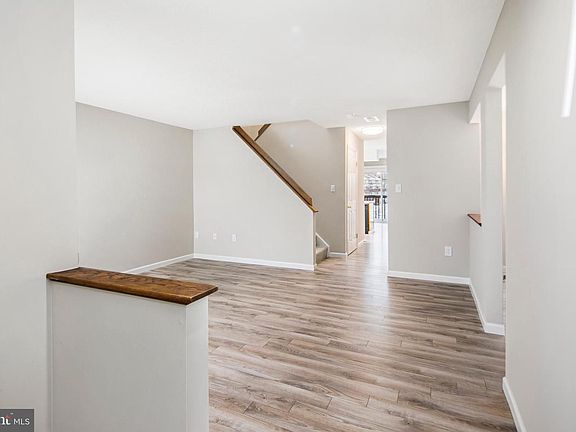 5th image of 18296 Windsor Hill Dr #410