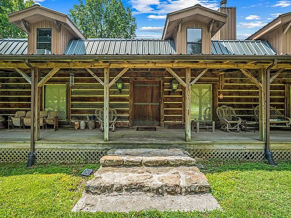 3rd image of 2797 Lakeland Dr