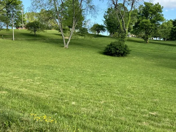 Starbuck Rd, Summersville, WV 26651